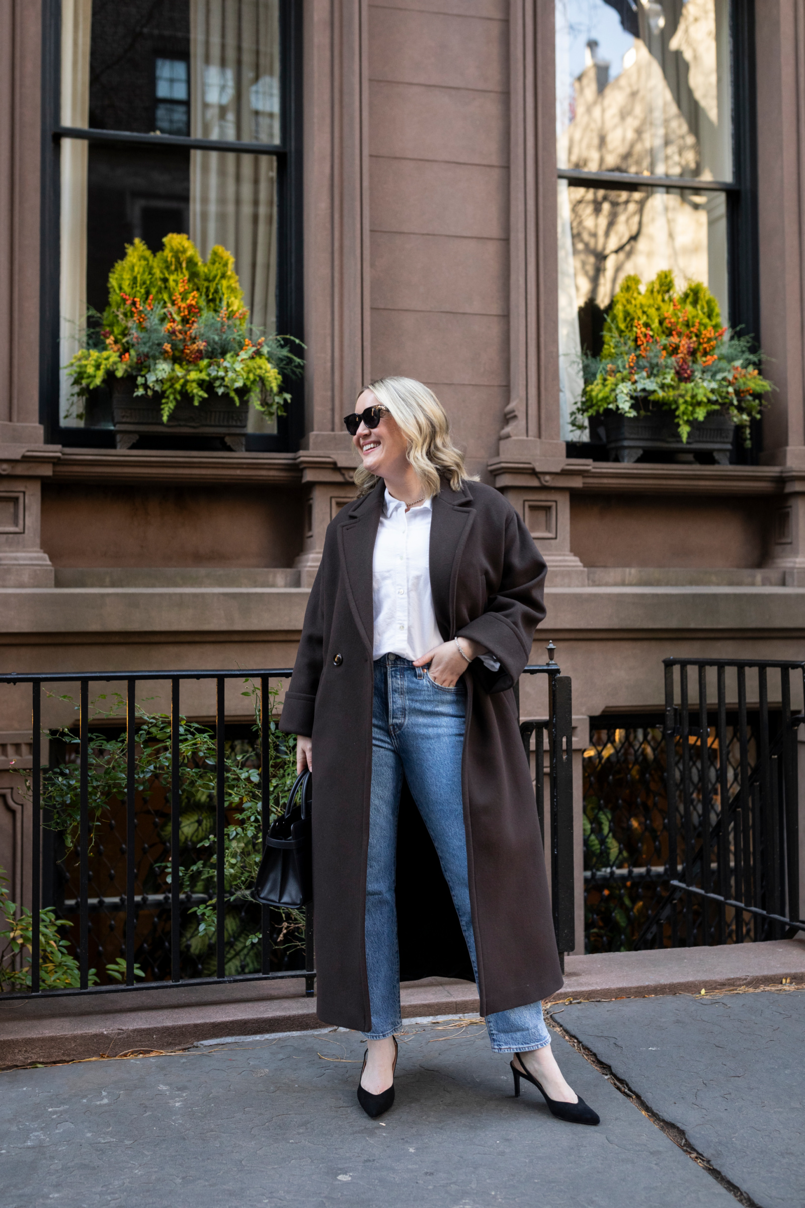 Levi's Wedgie Jeans Fall Outfit | My Favorite Affordable Jeans